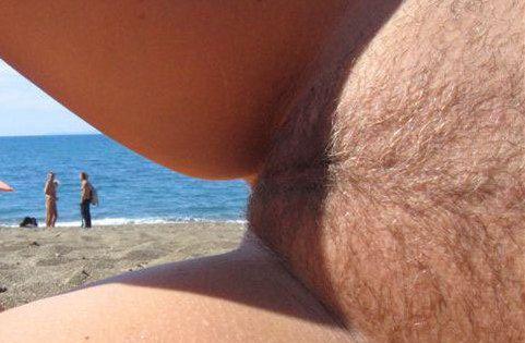 Photo catégorisée avec : Beach, Close-up, Hairy, Pussy, Sexy Wallpaper