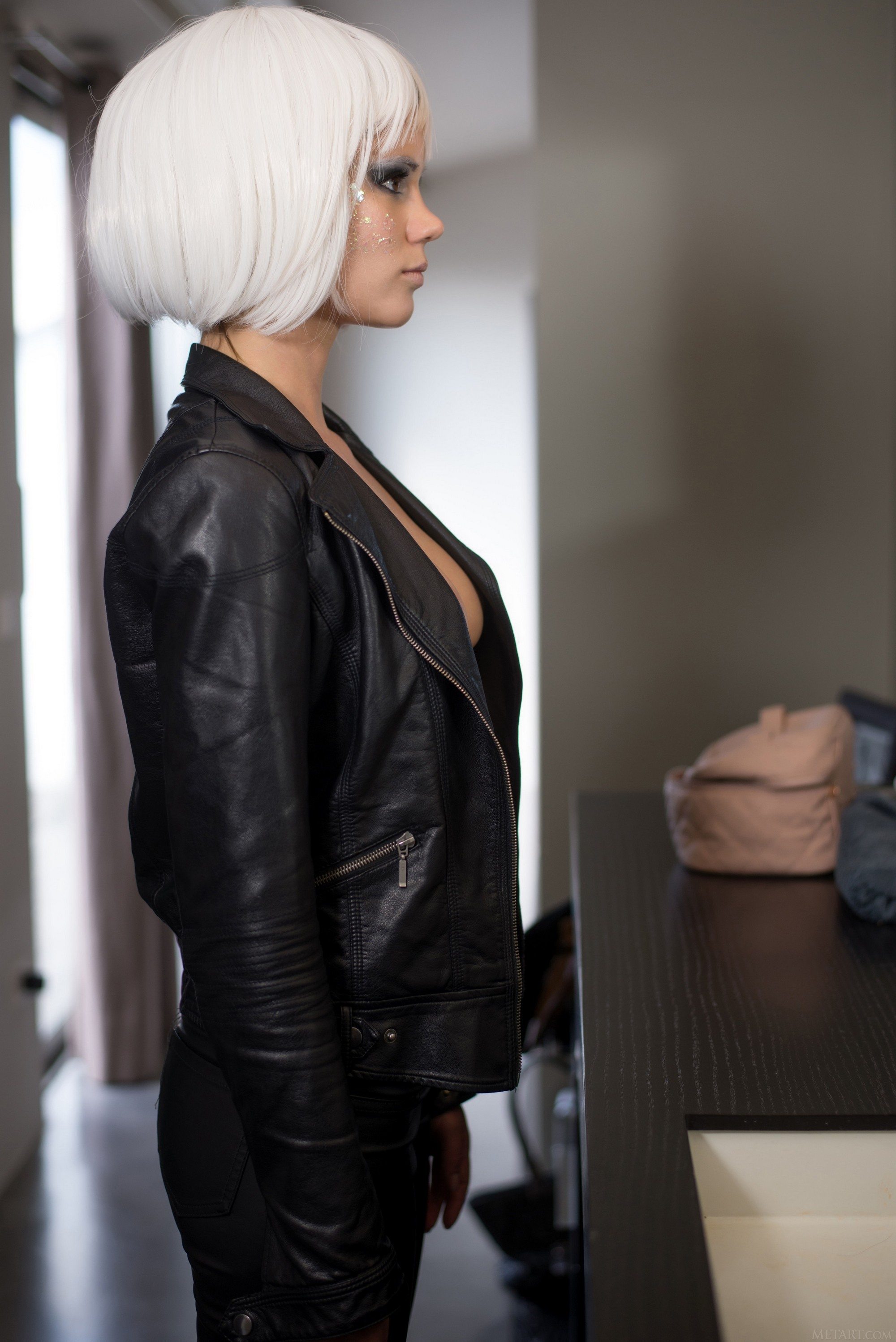 Photo cat&eacute;goris&eacute;e avec&nbsp;: Blonde, Czech, Ensha, Little Caprice, Luca Helios, MET Art, Cute