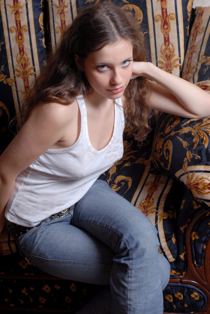 Photo cat&eacute;goris&eacute;e avec&nbsp;: Brunette, Darsi A - Zhenya, Entonso, Eyes, Zemani