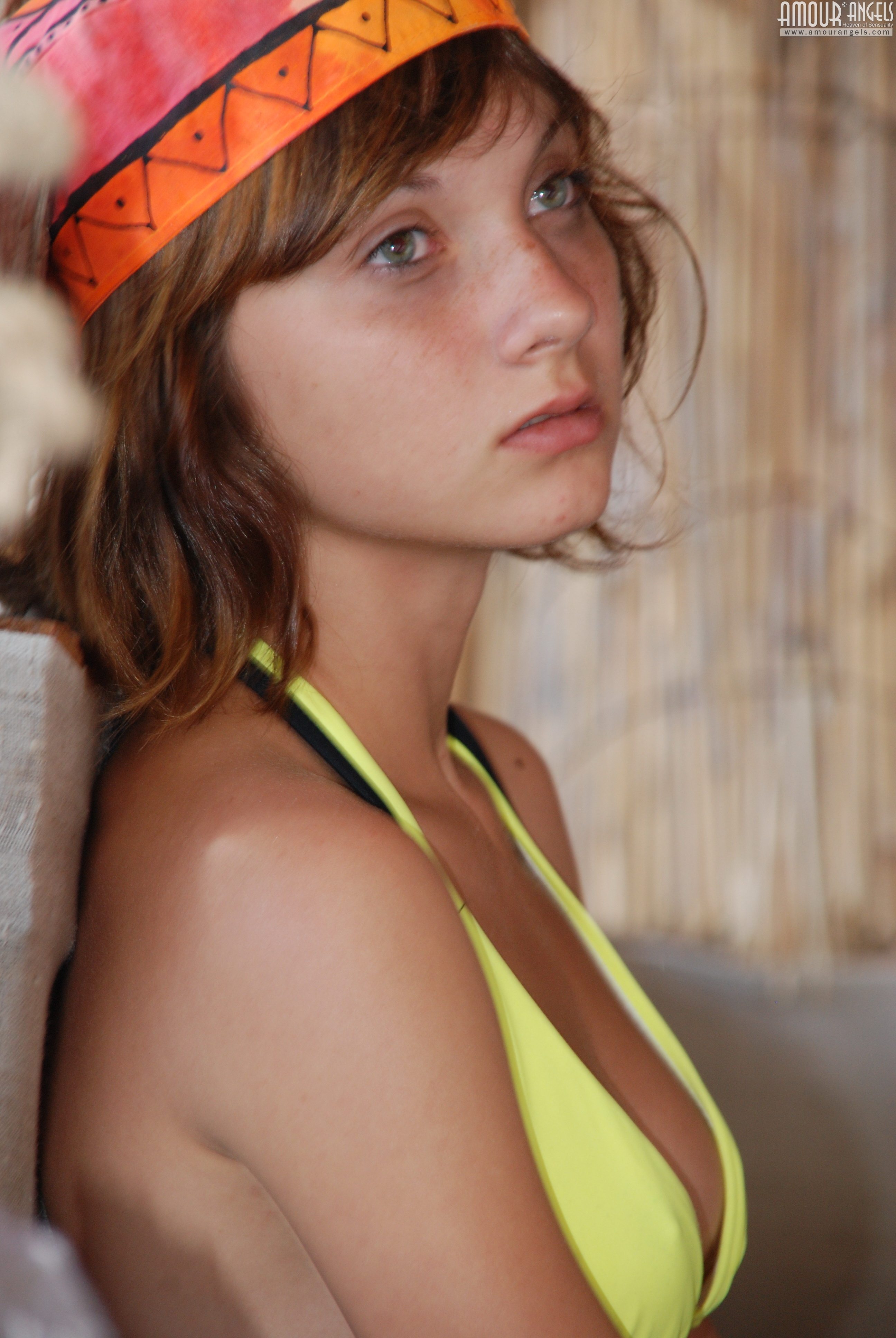 Photo cat&eacute;goris&eacute;e avec&nbsp;: Skinny, Amour Angels, Bikini, Erene - Vera B - Katya, Eyes, Kazantip, Redhead, Russian, Skokov, Cute, Face, Safe for work