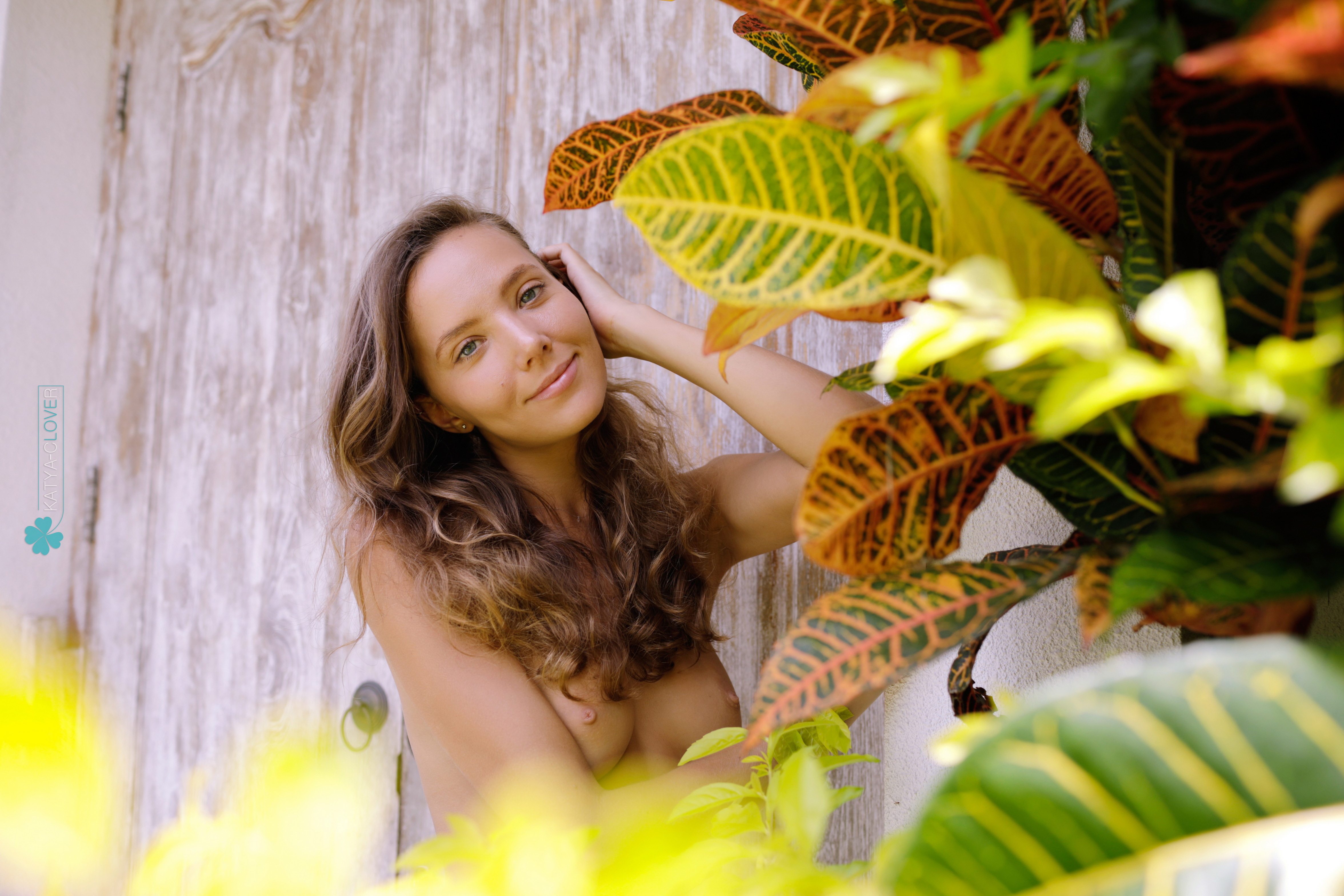 Photo cat&eacute;goris&eacute;e avec&nbsp;: Skinny, Be Gentle, Blonde, Katya Clover - Mango A, Russian, Sexy Wallpaper, Smiling, katya-clover.com, Cute, Small Tits