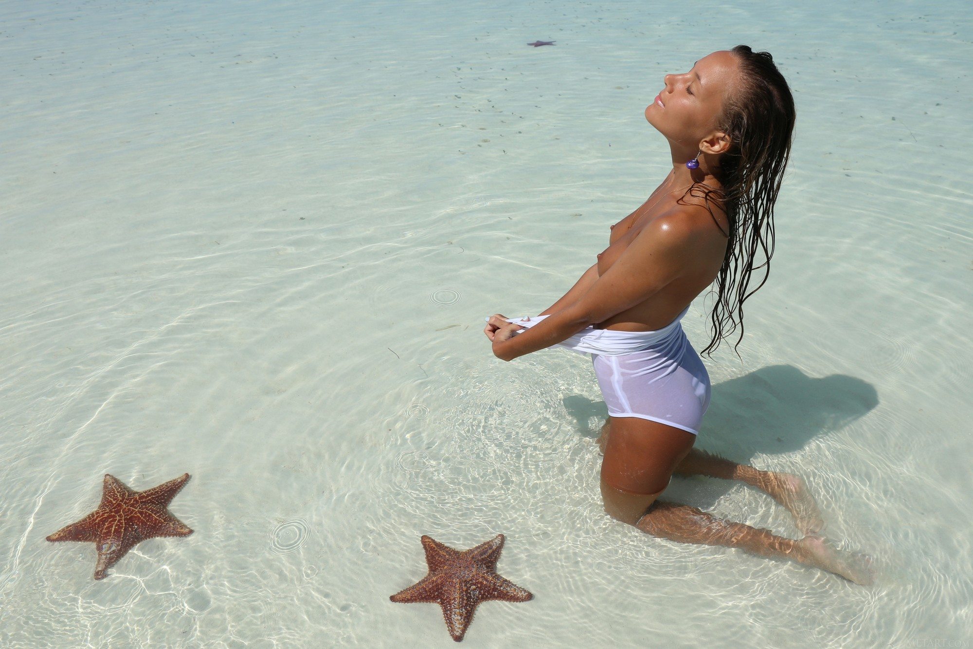 Photo cat&eacute;goris&eacute;e avec&nbsp;: Skinny, Beach, Blonde, Katya Clover - Mango A, Legs, MET Art, Russian, Sexy Wallpaper, Vlad Kleverov, Ydenar, Cute, Small Tits, Tanned