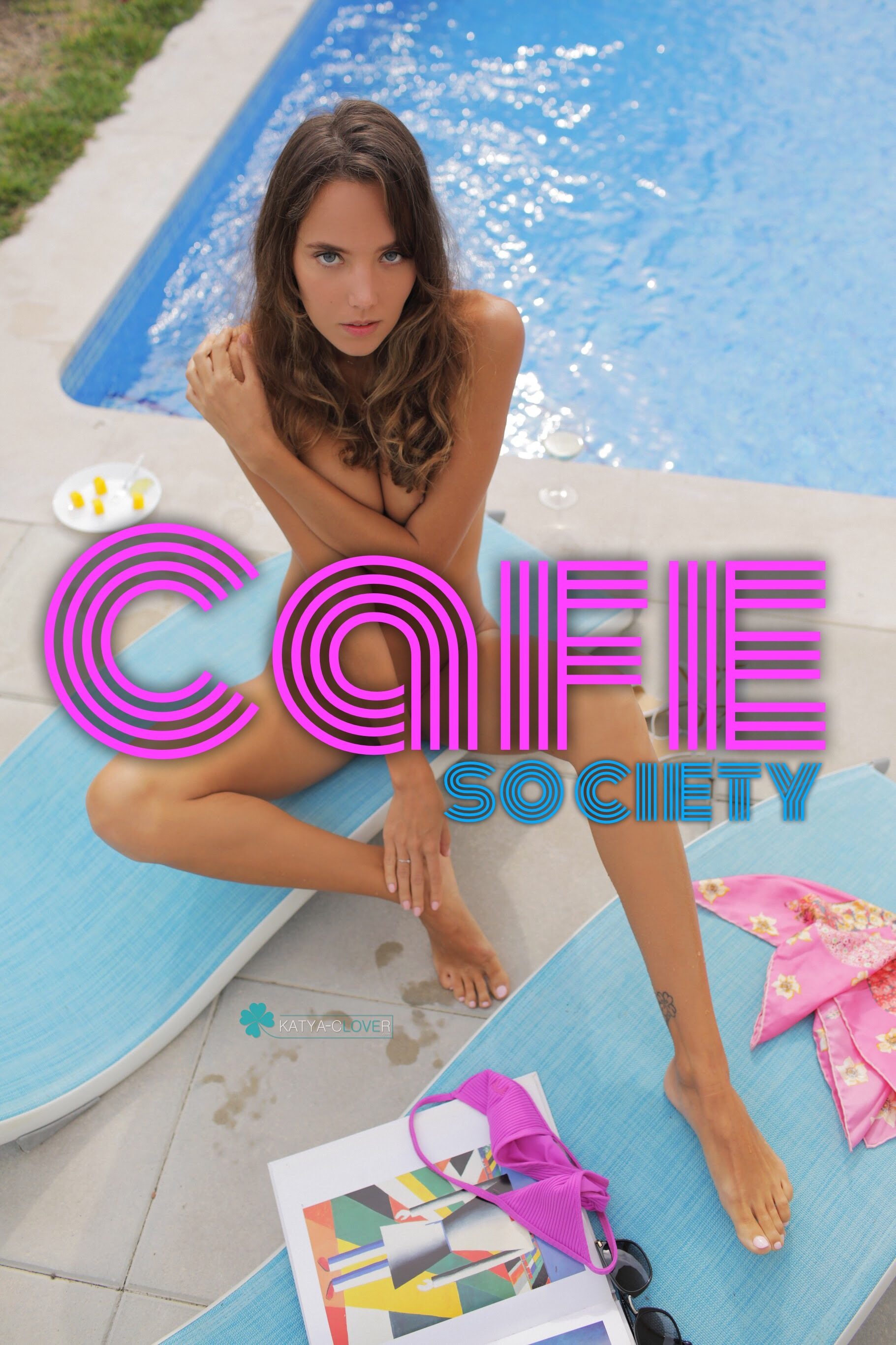 Photo cat&eacute;goris&eacute;e avec&nbsp;: Skinny, Blonde, Cafe Society, Eyes, Katya Clover - Mango A, Legs, Russian, katya-clover.com, Cover, Cute, Pool, Shy