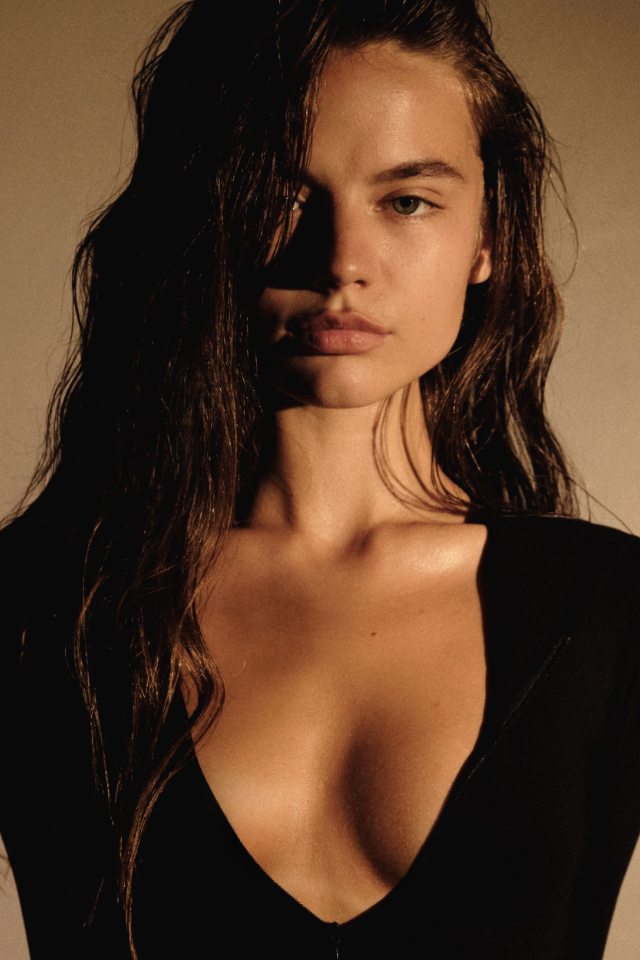 Photo cat&eacute;goris&eacute;e avec&nbsp;: Skinny, Brunette, Eyes, Russian, Veronika Safronenko - Vero Hanberg - verohanberg, Cute