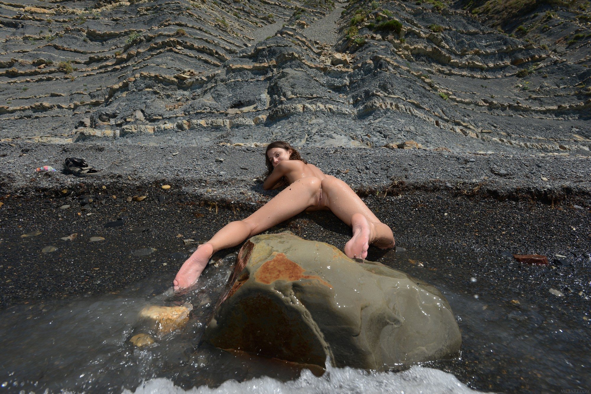 Photo cat&eacute;goris&eacute;e avec&nbsp;: Skinny, Brunette, Foxy Di - Nensi B - Medina U, MET Art, Mikhail Paramonov - Paromov, Nature, Nyuso, Russian, Cute