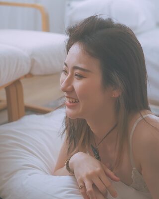 Photo catégorisée avec : Asian, Chinese, LetheKhaos, Smiling, Face, Lingerie