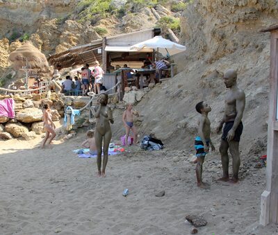 Photo catégorisée avec : Beach, Blonde, Katya Clover - Mango A, Muddy at the beach, Russian, Sexy Wallpaper