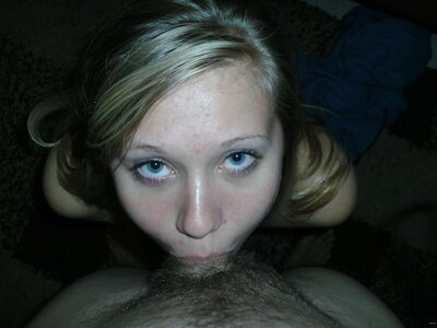Photo cat&eacute;goris&eacute;e avec&nbsp;: Blonde, Blowjob, Eyes, Sexy Wallpaper, Close-up, Deepthroat