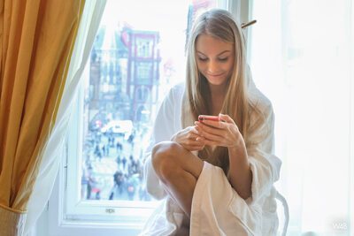 Photo catégorisée avec : Blonde, Nancy Ace - Nancy A, Second Day with Nancy, Sexy Wallpaper, Smiling, Ukrainian, Watch4Beauty, Cute, Safe for work