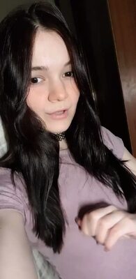 Photo catégorisée avec : Brunette, Camgirl, Chaturbate, MeowMeowMay