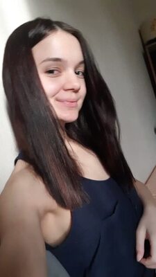 Photo catégorisée avec : Brunette, Camgirl, Chaturbate, MeowMeowMay