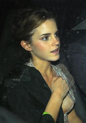 Photo catégorisée avec : Brunette, Emma Watson, Celebrity - Star, Cute, English, Eyes