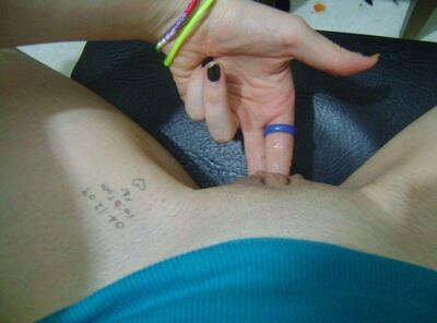Photo catégorisée avec : Close-up, Fingering, Masturbation, Pussy