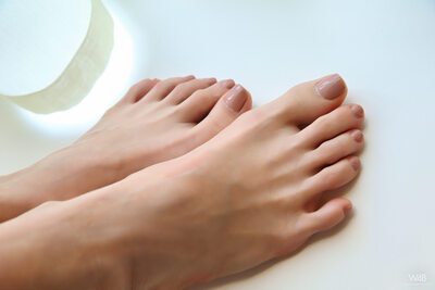 Photo catégorisée avec : Feet, Nancy Ace - Nancy A, Second Day with Nancy, Sexy Wallpaper, Ukrainian, Watch4Beauty, Close-up, Safe for work