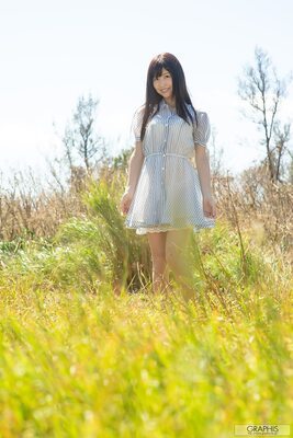 Photo cat&eacute;goris&eacute;e avec&nbsp;: Momo Sakura, Graphis, Asian, Japanese, Cute, Nature, Smiling