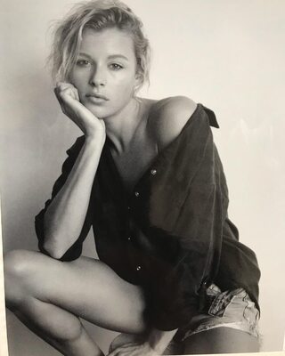 Photo cat&eacute;goris&eacute;e avec&nbsp;: Skinny, Abby Neff, American, Black and White, Blonde, Legs, Cute