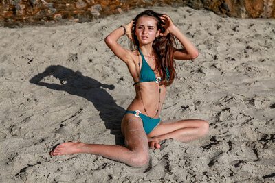 Picture tagged with: Skinny, Beach, Bikini, Brunette, Eyes, Feet, Johnny Ranger McCoy, Legs, Sexy Wallpaper, Cute, Tummy