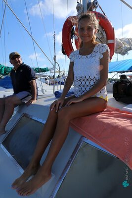 Photo catégorisée avec : Skinny, Bikini Life Trip to Iguana Island, Blonde, Katya Clover - Mango A, katya-clover.com, Boat, Cute, Legs, Russian, Safe for work, Small Tits, Tanned