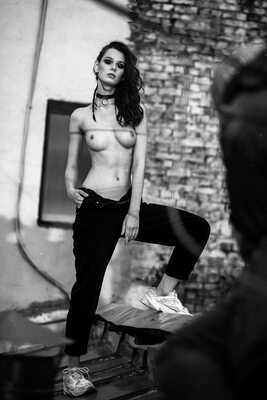 Photo catégorisée avec : Skinny, Black and White, Brunette, Igor Kuprianow, Irina Telicheva - Ирина Теличева, Russian, Art, Boobs, Cute, Tummy
