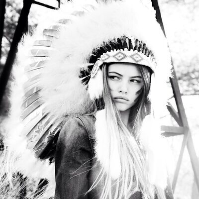 Photo catégorisée avec : Skinny, Black and White, Brunette, Thylane Blondeau, Celebrity - Star, Cute, French, Safe for work