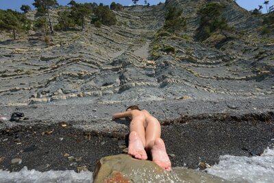 Photo cat&eacute;goris&eacute;e avec&nbsp;: Skinny, Brunette, Foxy Di - Nensi B - Medina U, MET Art, Mikhail Paramonov - Paromov, Nature, Nyuso, Russian